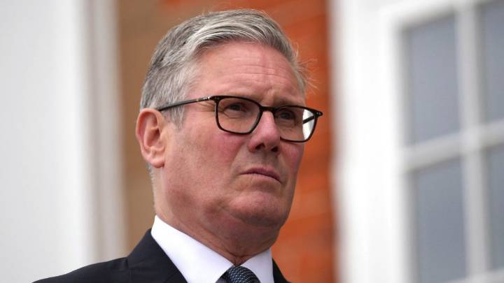 Asylum hotels and Rayner's tax dodge: PM's post