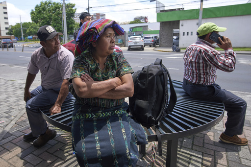 Jueza de EEUU impide al gobierno deportar a niños de Guatemala, por ahora