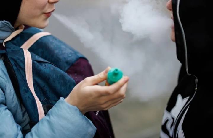 La prohibición del vapeo en México es ley… pero el humo no se ha disipado
