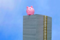 Copart Stock: International Expansion Adding To Cash Pile (NASDAQ:CPRT)