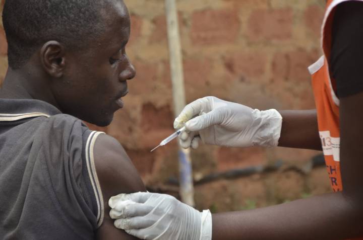 Un año de la emergencia internacional por mpox: “La situación es la misma, pero ya no hay pánico”