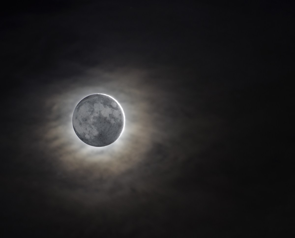 Luna negra de agosto 2025: su significado y rituales más potentes