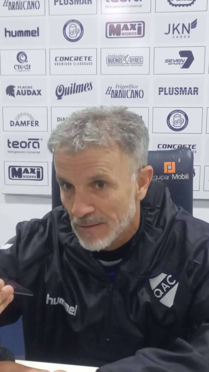 Alfredo Grelak dirigió su primera práctica como técnico de Quilmes