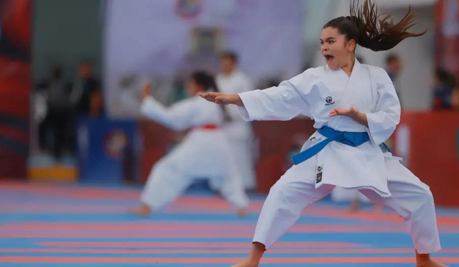 Renata Alitzel Ponce Pérez, joven promesa del karate Vallartense, vive su primera experiencia internacional