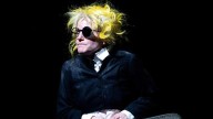 María Penella se vuelve un ave en escena