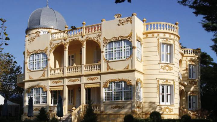 El espectacular palacio de Asturias reconvertido en hotel en el que puedes alojarte desde 60 euros