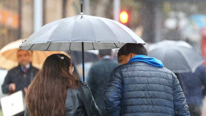 Lloviznas para este viernes en Santiago: ¿A qué hora comenzarían las precipitaciones?