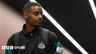 Howe says he 'can't involve' Isak at Newcastle