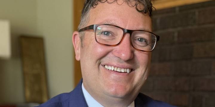 Local nonprofit leader announces run for US House of Representatives