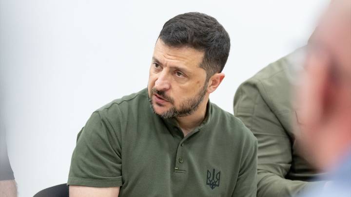Zelenski aplaude la firmeza de la UE sobre la representación de Ucrania en la reunión entre Trump y Putin