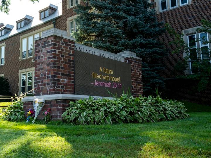 Middle schoolers are lauded for protecting younger kids during church shooting