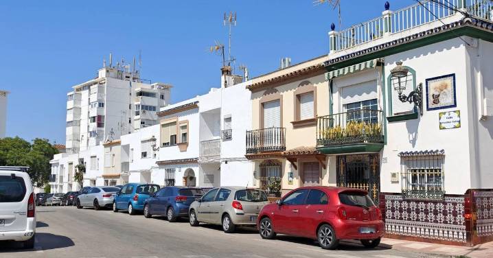 Estepona renovará la Plaza Colón con nuevo pavimentado, mobiliario urbano e infraestructuras