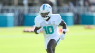 Tyreek Hill back at practice; RB Jaylen Wright has leg procedure