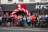 Funeral procession for world’s longest serving KFC worker passes by her restaurant