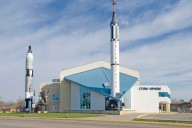 Cosmosphere remembers Apollo 13 hero Jim Lovell