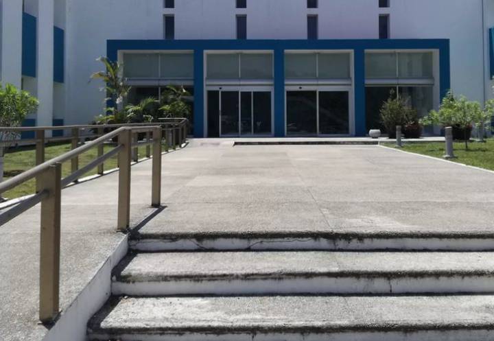Mujer quemada por su pareja, grave en hospital de Playa del Carmen