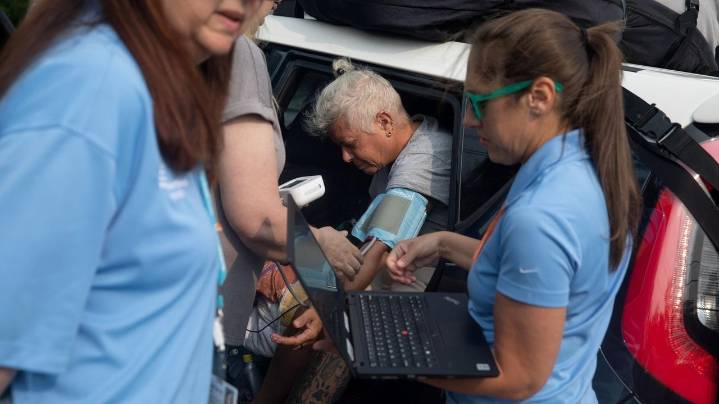 Street medicine team provides care to Long Island's homeless