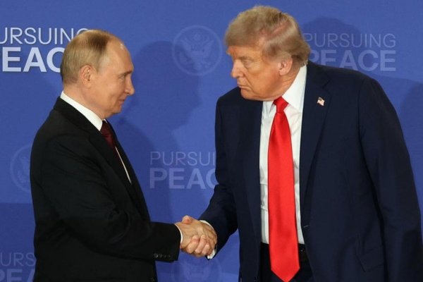 Putin gana, sin ceder