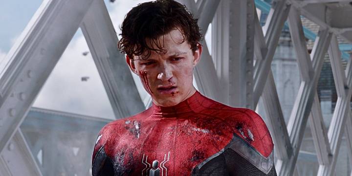 Tom Holland Says He Cannot Escape His 'Lip Sync Battle' Performance of Rihanna's 'Umbrella'
