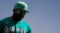 Mariners' Robles suspended 10 games for bat heave at pitcher