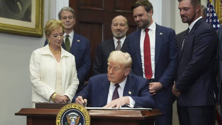 Otro golpe a DEI: Trump exige a las universidades que reporten al Gobierno los datos sobre raza en las admisiones