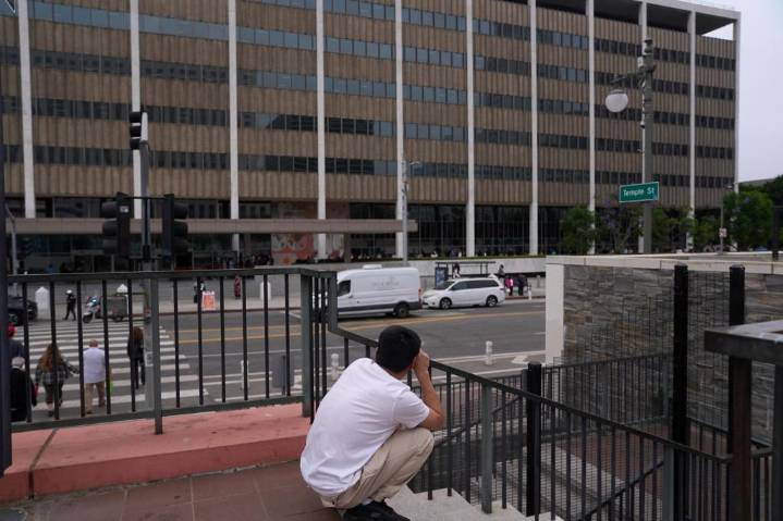 Inicia año escolar en Los Ángeles entre temores por redadas migratorias