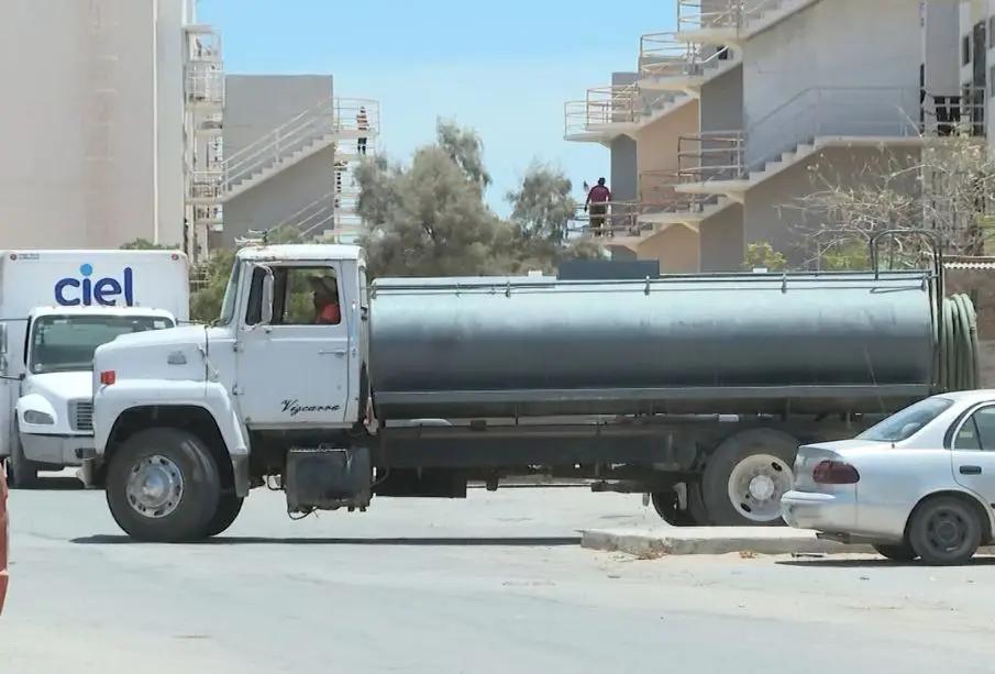 ¡Alerta sanitaria! Pipas en BCS mezclan agua potable con tratada