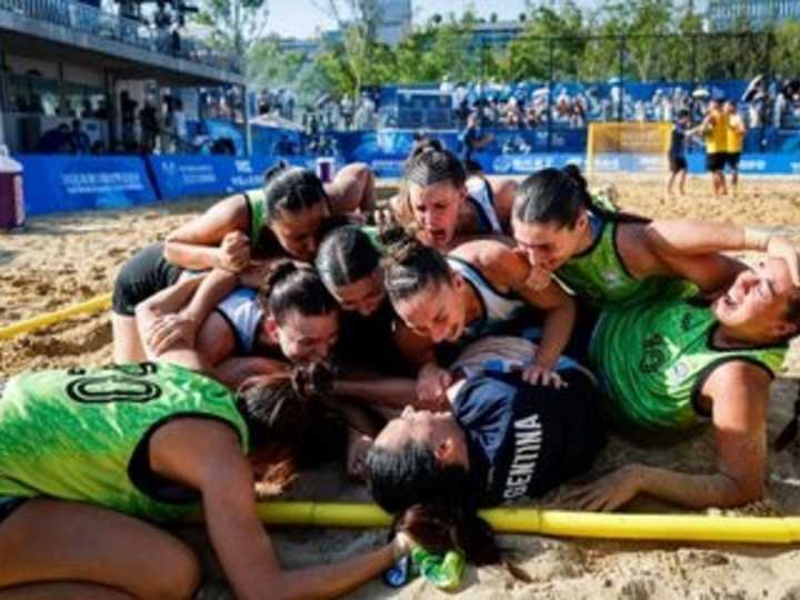 Histórico: las Kamikazes campeonas del mundo de Beach Handball
