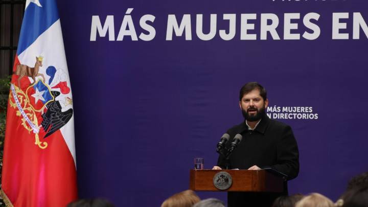 Boric publicó test de drogas y criticó: "la desinformación es un peligro para la democracia"