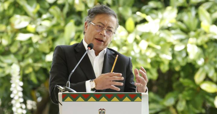 Petro pide frente común en Suramérica contra el "enemigo de la Amazonía", el narcotráfico