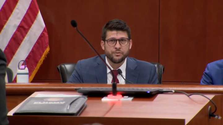 Some Florida officers are continuing to charge people under halted immigration law 