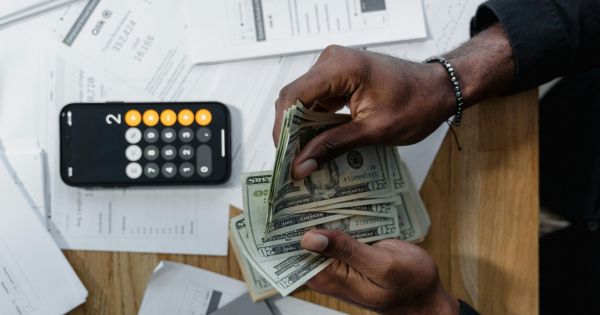 Dólar oficial HOY: así cerró la cotización de este lunes 4 de agosto