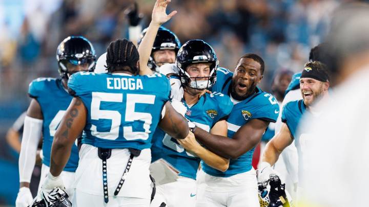 Jaguars' Cam Little nails 70-yard field goal vs. Steelers in preseason