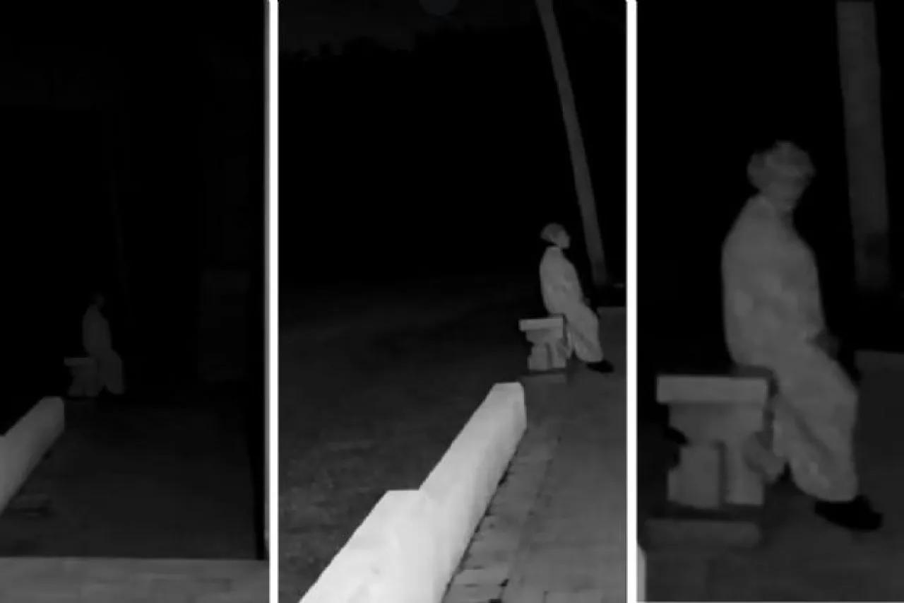 Captan figura misteriosa en panteón ¿será un fantasma?