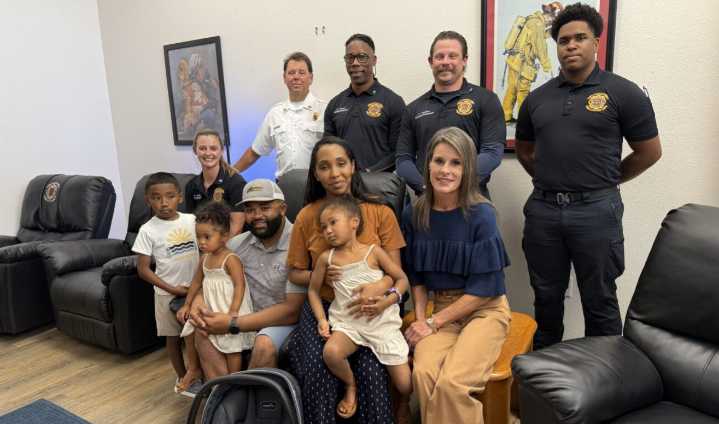 Family reunited with Polk County Fire Rescue crew that delivered baby
