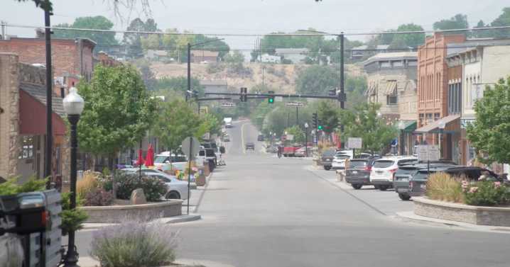 Rifle residents unite in the face of uncertainty as wildfires continue to burn Colorado's Western Slope