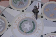 Legisladores de Texas aprueban mapa electoral que favorece a republicanos, que pasa al gobernador