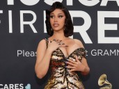 Comenzó juicio contra Cardi B por agresión a una exguardia de seguridad