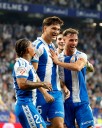 Espanyol derrotó al Atlético de Madrid 2-1 en la primera sorpresa de la Liga de España
