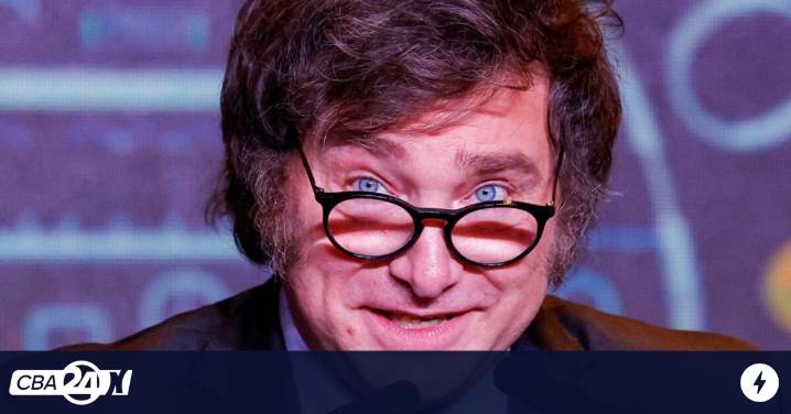 Javier Milei utilizó la última película de Guillermo Francella para atacar a sus detractores
