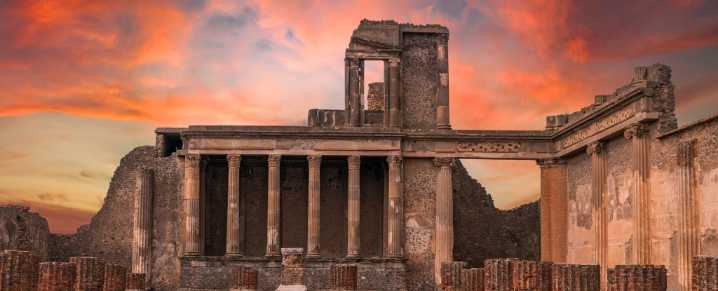 Archaeologists Find Evidence of Life in Post