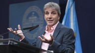 Las tasas se dispararon en vísperas de una licitación clave de deuda