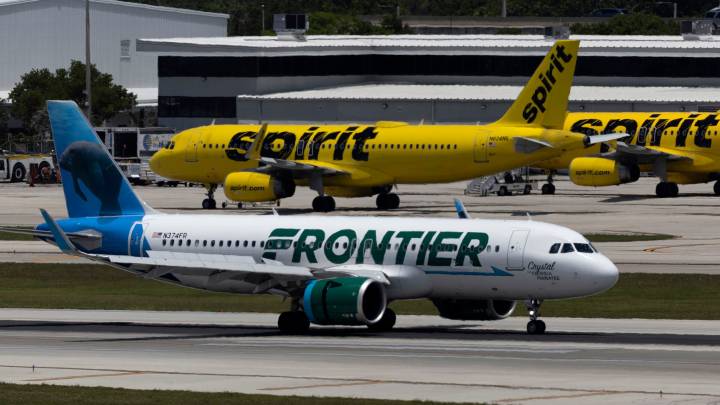 Frontier Airlines goes after Spirit Airlines' routes