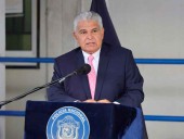 Presidente panameño recibe credenciales de ocho nuevos embajadores