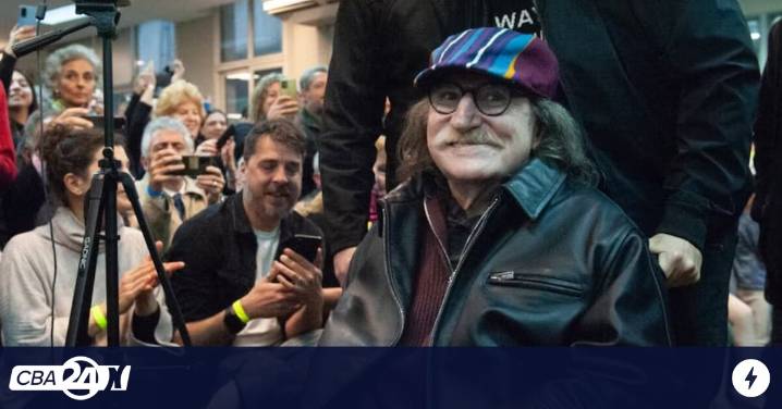 La UBA otorgó el título de Doctor Honoris Causa a Charly García por su aporte político y musical