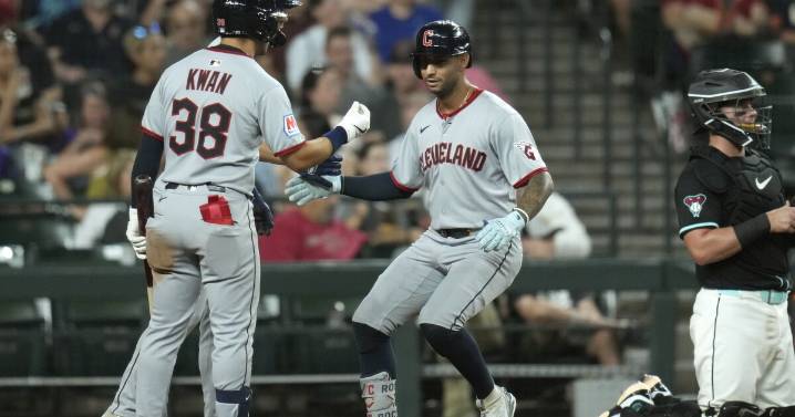 Rocchio hits a 2-run homer and the Guardians hold on in the 9th to beat the Diamondbacks 3