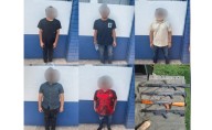 Elementos del Ejército capturan a 6 sujetos en dos hechos distintos en Culiacán; les decomisan armas blancas y de fuego