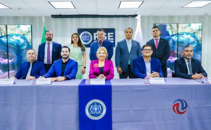 Nombran a nuevos fiscales en la FGE
