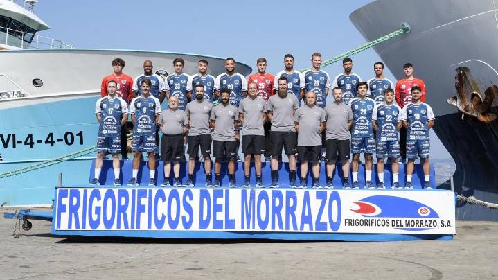 El Balonmán Cangas se conjura de cara a la próxima temporada