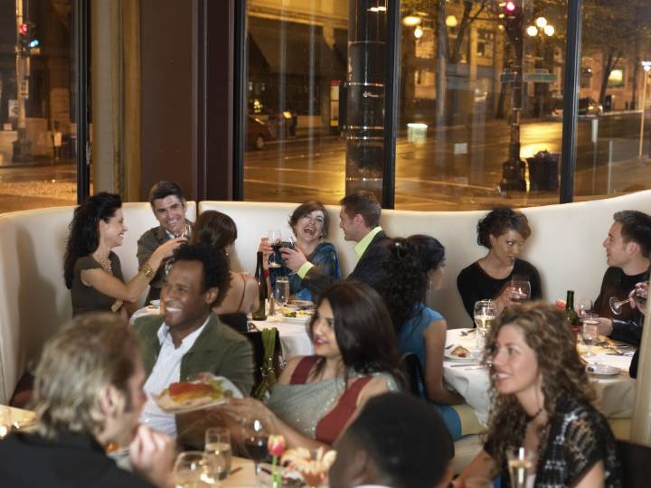 I can’t hear you: Are restaurants getting louder?